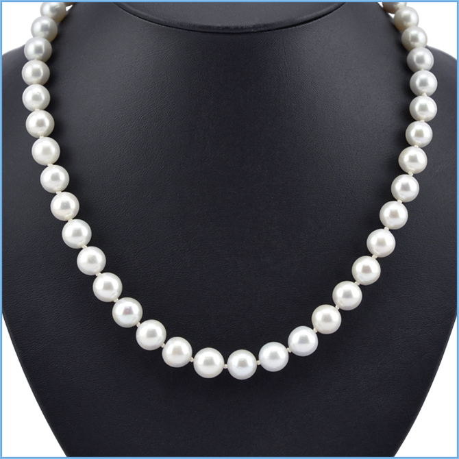 Beaded Jewelry Design - Balestrari Pearl Necklace